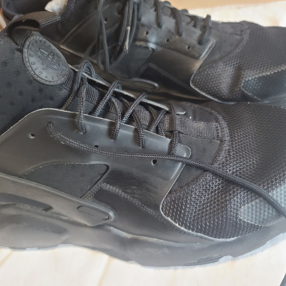 Nike Air huarache  black size 15